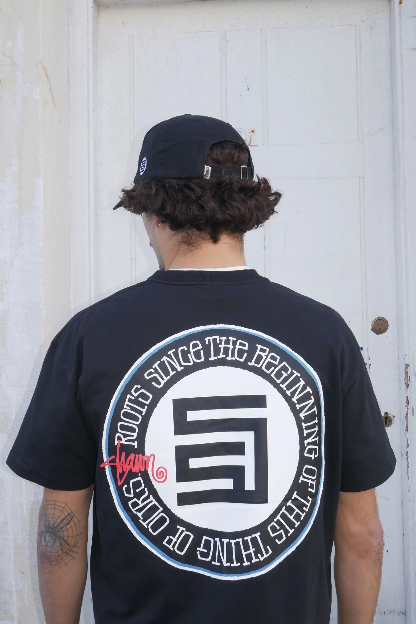 S Double Roots T-shirt Black - Image 4